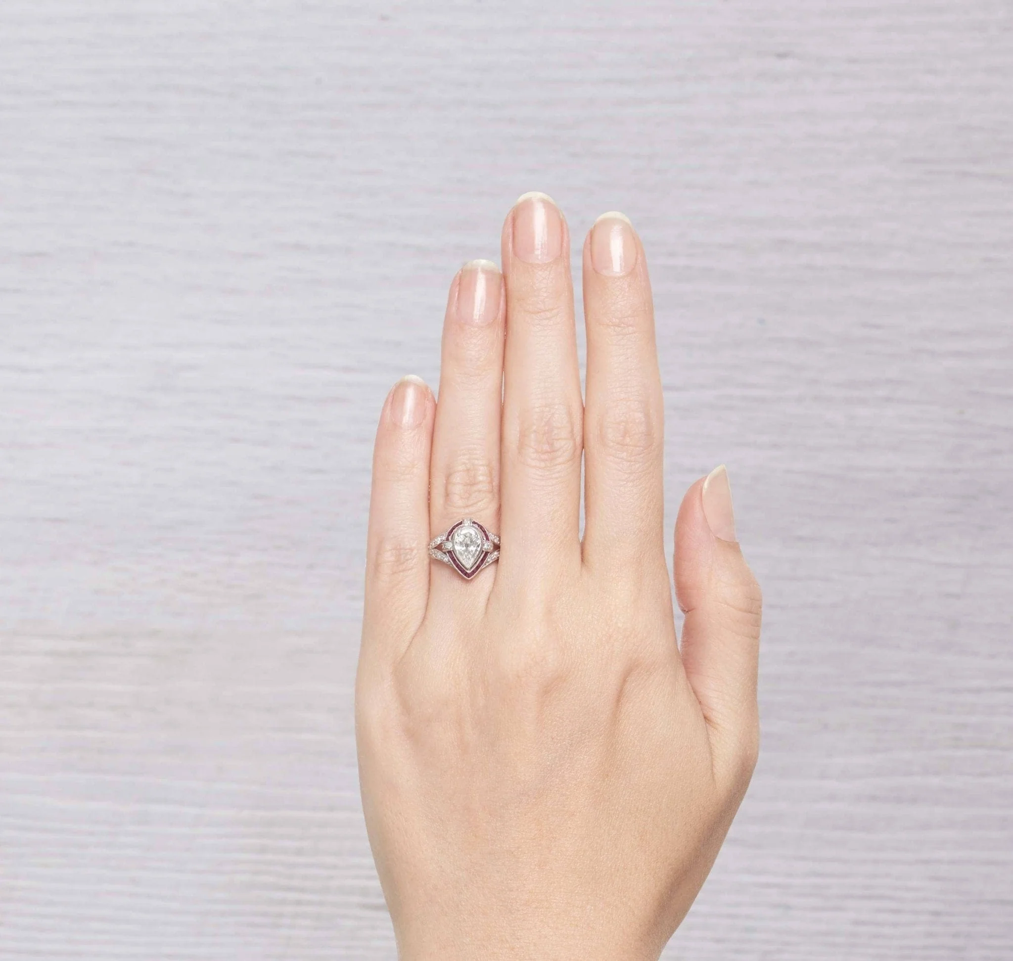 1.00 CARAT ART DECO PEAR DIAMOND AND RUBY ENGAGEMENT RING - Image 5