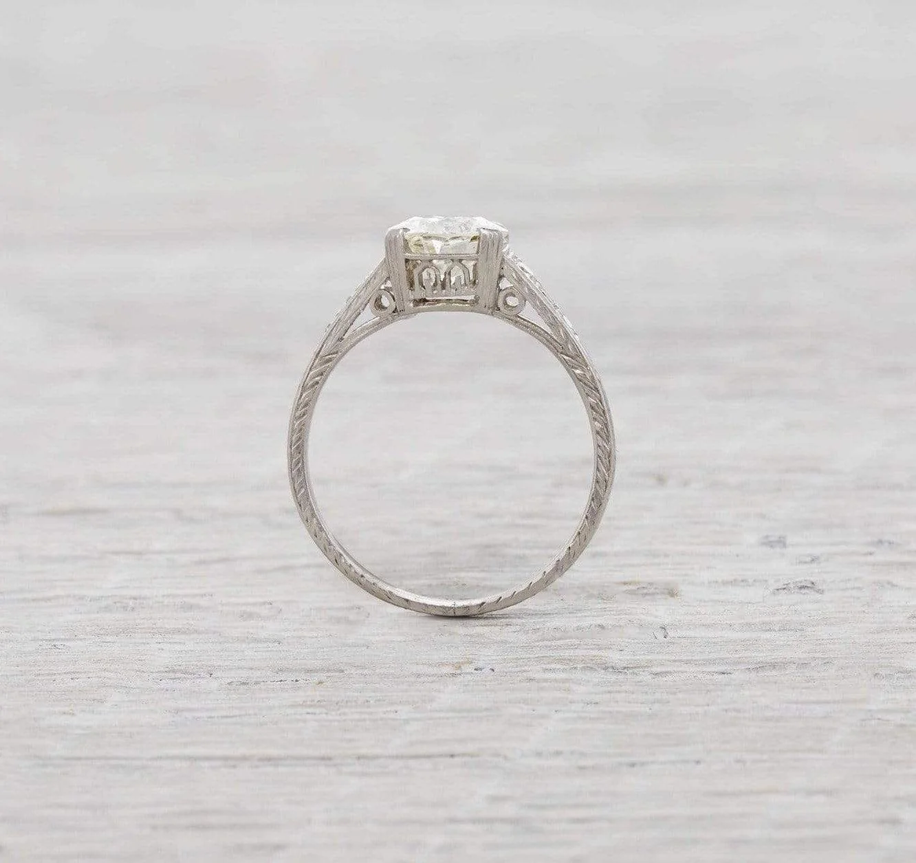 1.02 Carat Diamond Art Deco Engagement Ring - Image 4