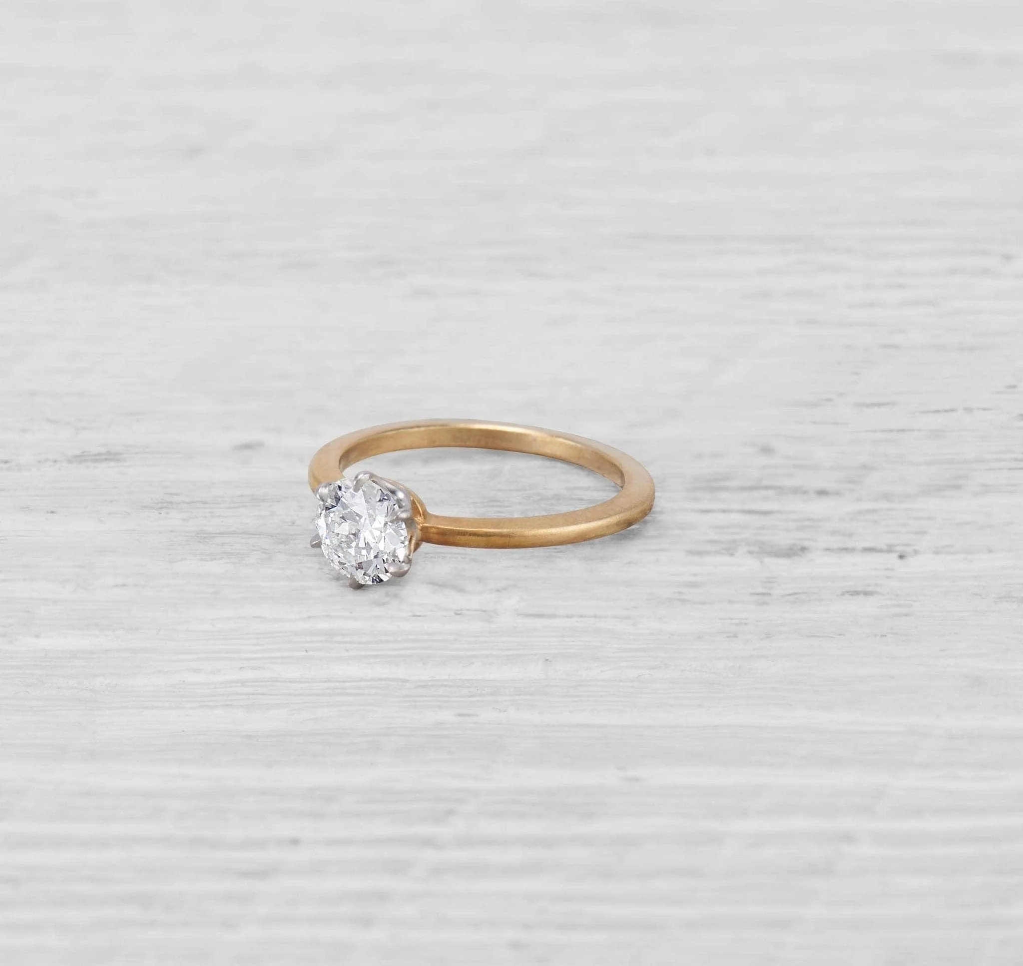 1.03 CARAT TIFFANY & CO DIAMOND ENGAGEMENT RING