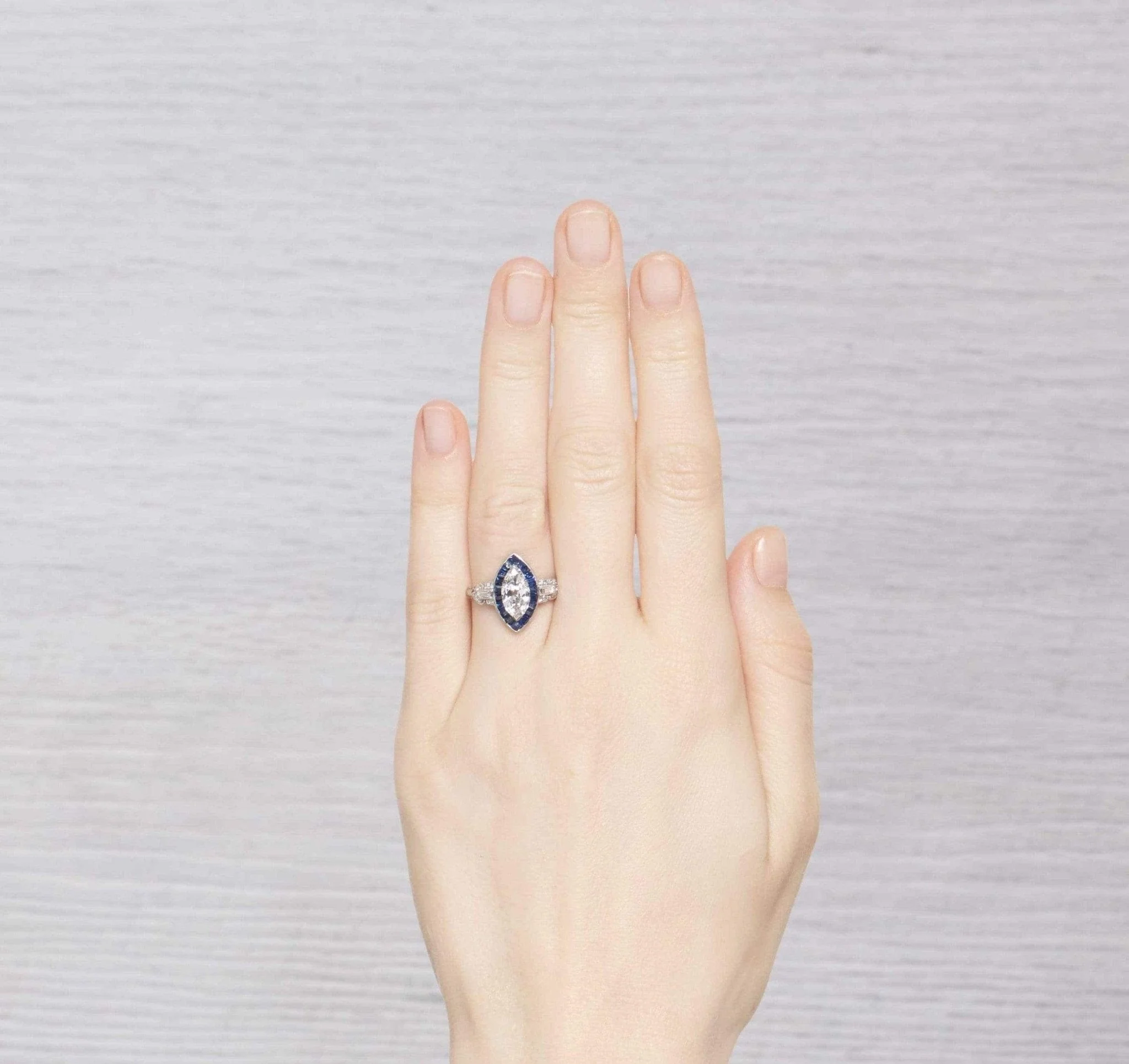 1.07 Carat Art Deco Diamond and Sapphire Engagement Ring - Image 5