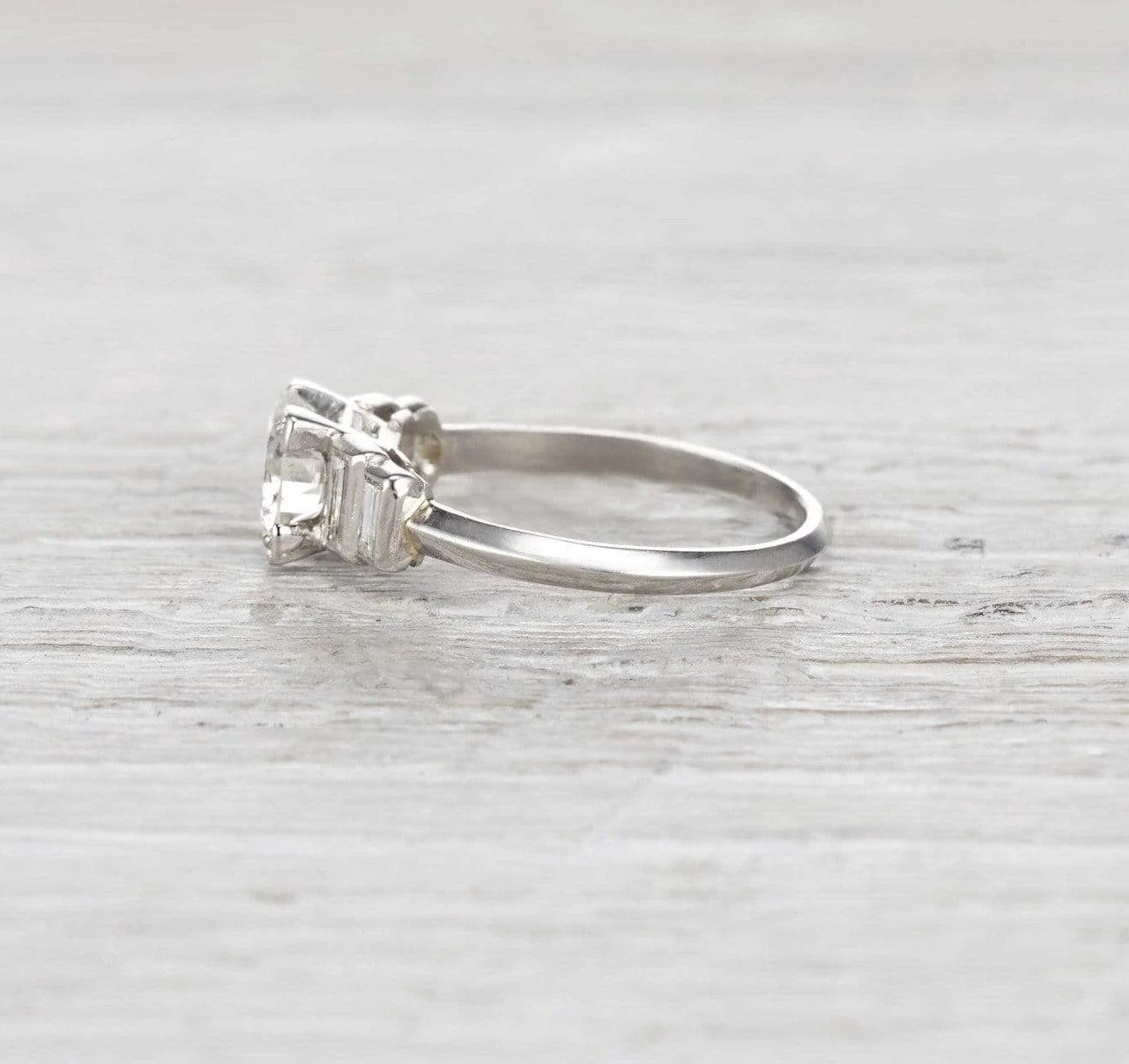 1.10 Carat Art Deco Engagement Ring - Image 3