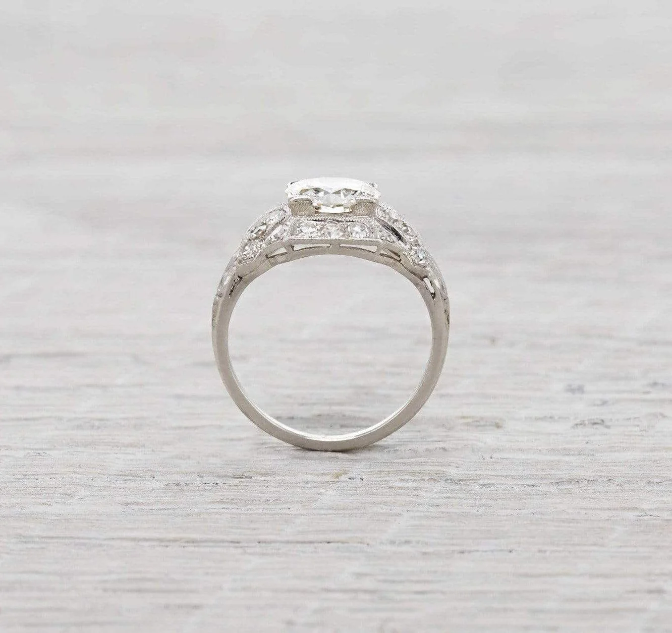 1.20 Carat Vintage Art Deco Engagement Ring - Image 4
