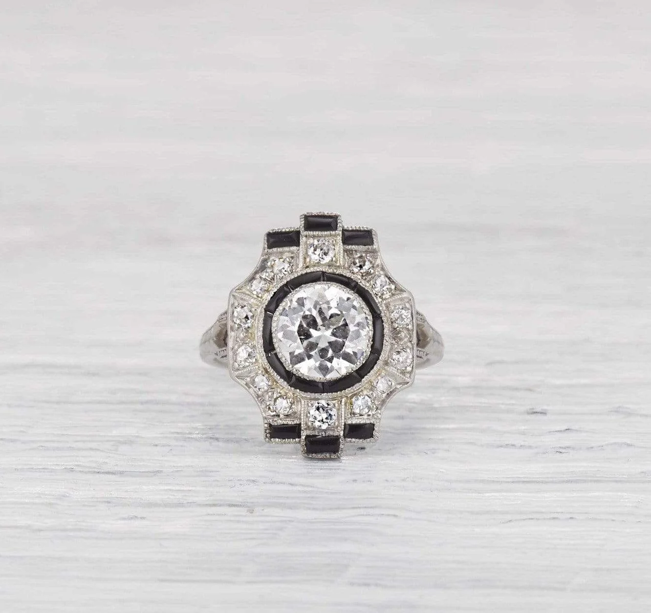 1.22 Carat Art Deco Diamond Engagement Ring - Image 2