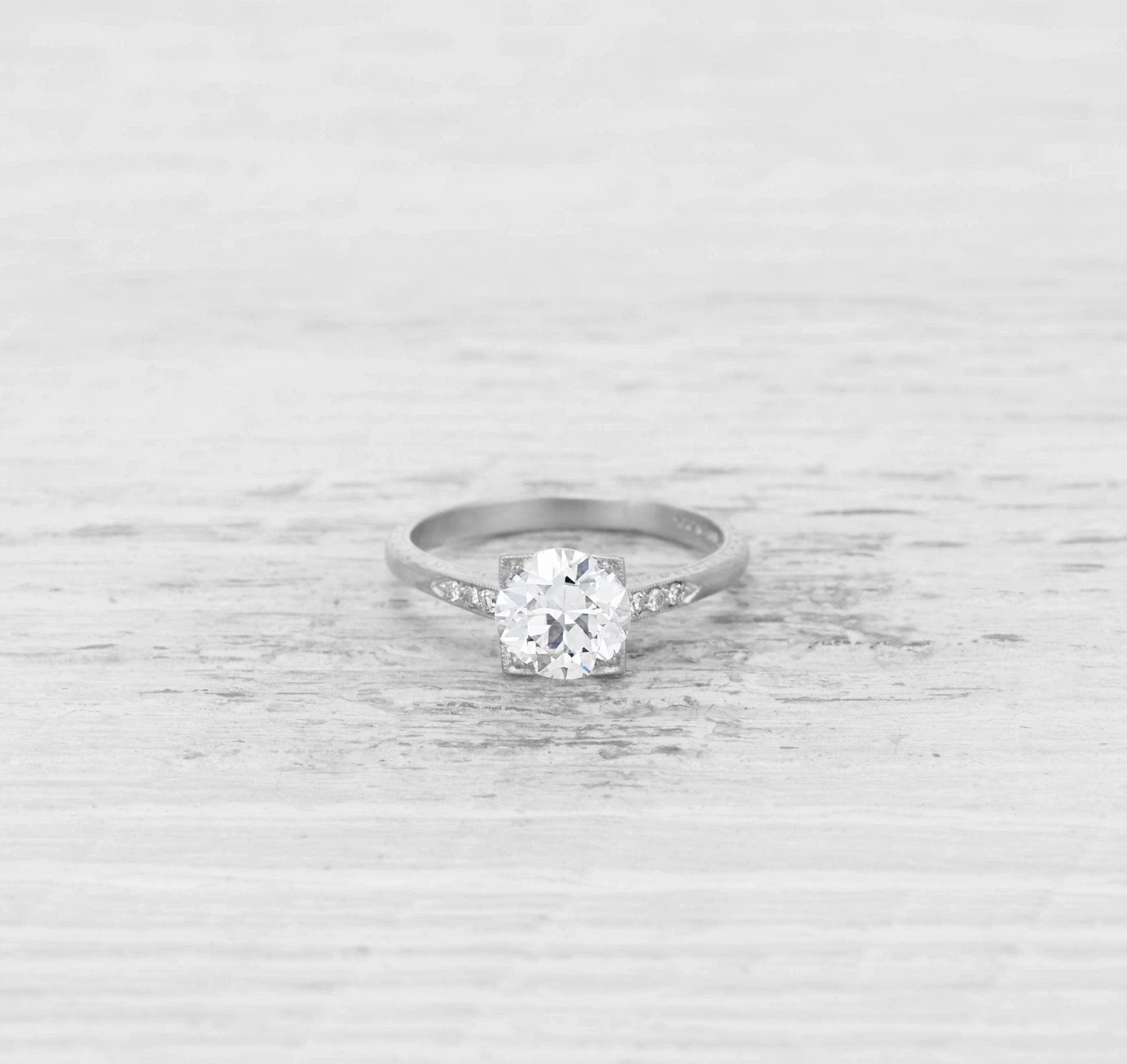 1.22 CARAT ART DECO TIFFANY & CO DIAMOND ENGAGEMENT RING - Image 2