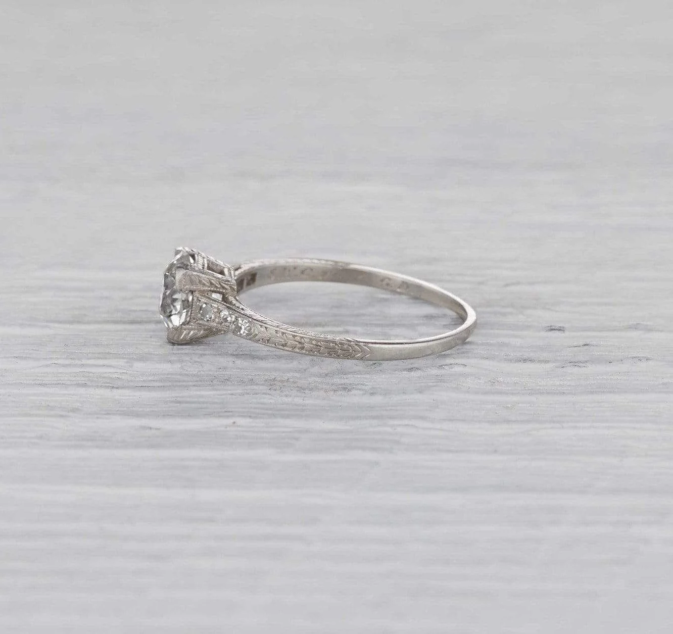 1.23 Carat Art Deco Engagement Ring - Image 3