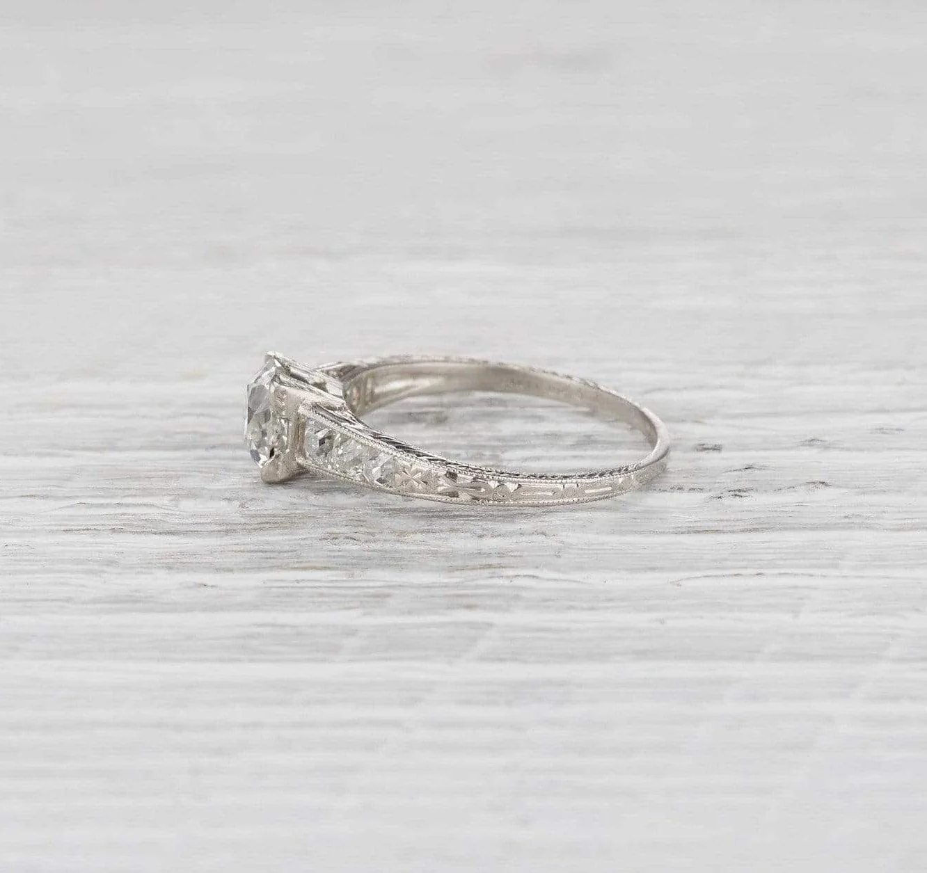 1.25 Carat Art Deco Engagement Ring - Image 3
