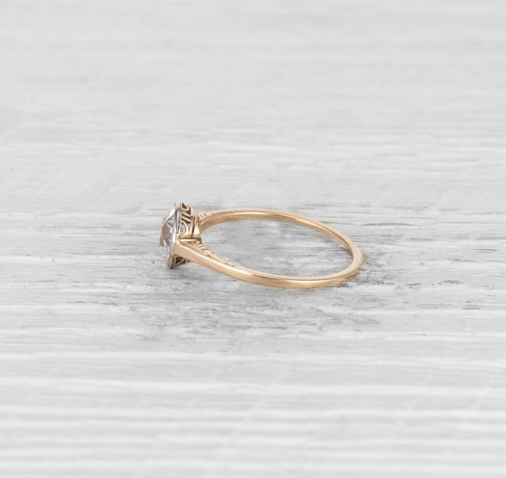 1.33 CARAT EARLY ART DECO DIAMOND ENGAGEMENT RING - Image 3