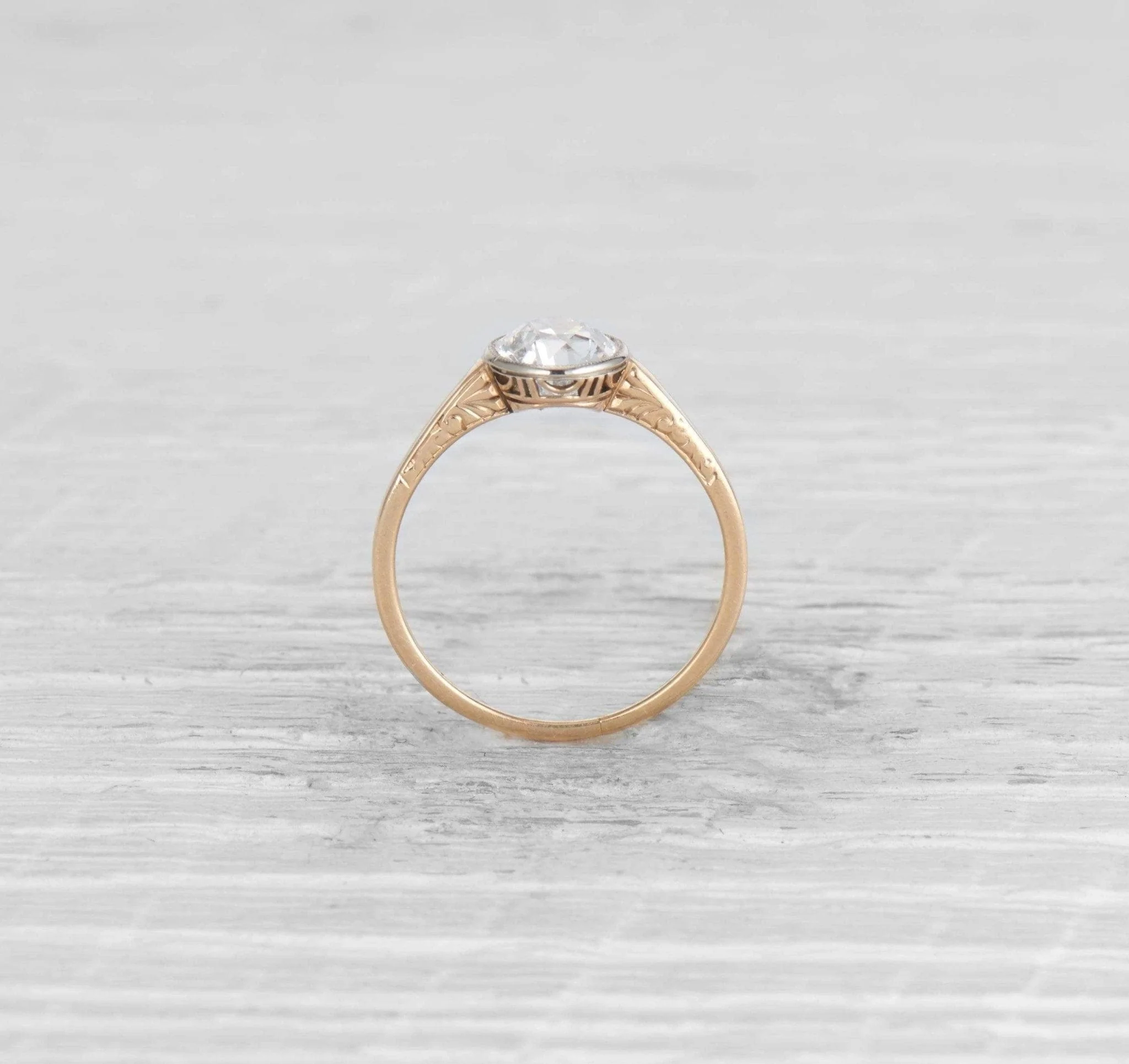 1.33 CARAT EARLY ART DECO DIAMOND ENGAGEMENT RING - Image 4