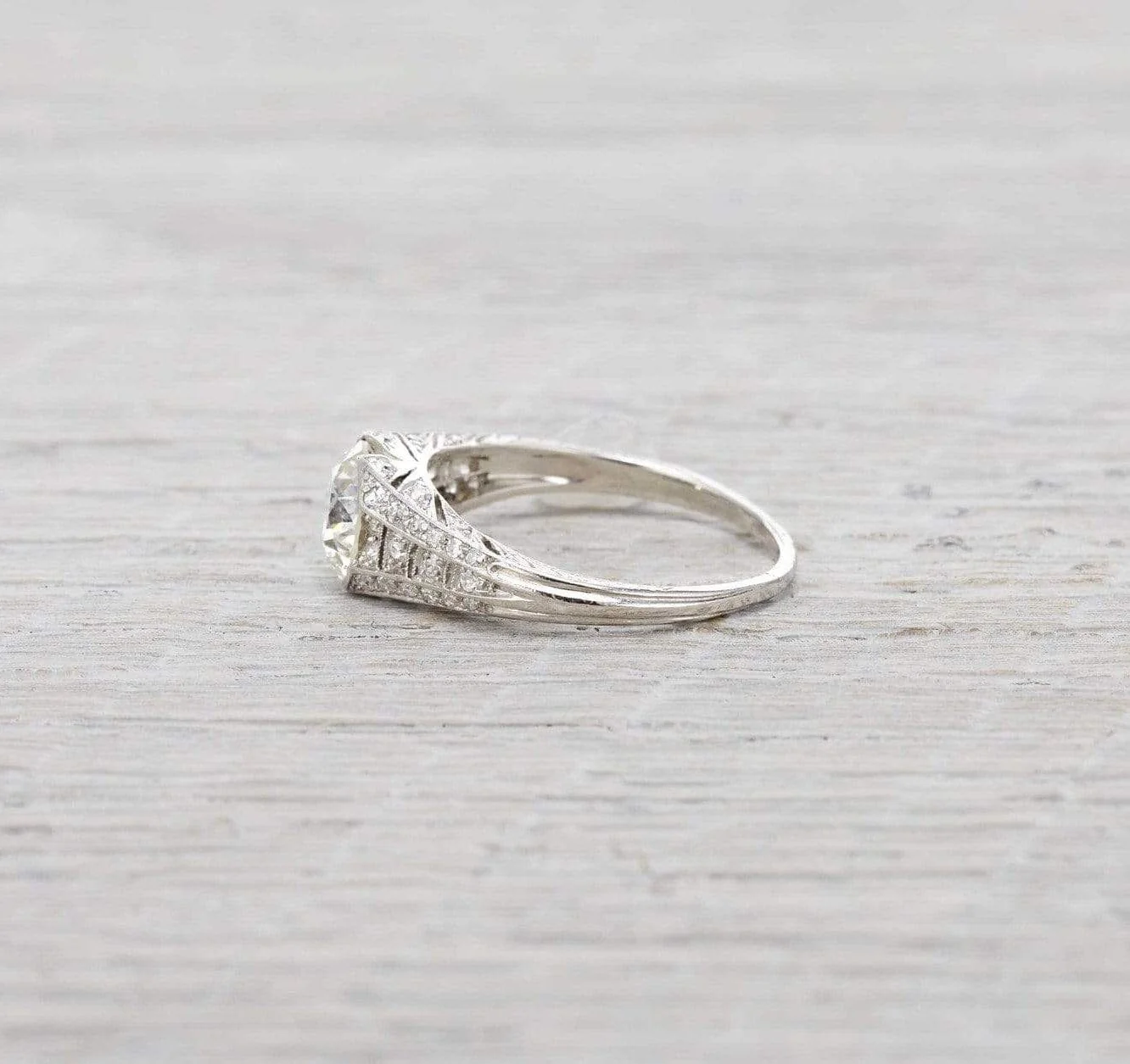 1.43 Carat Diamond Art Deco Engagement Ring - Image 3
