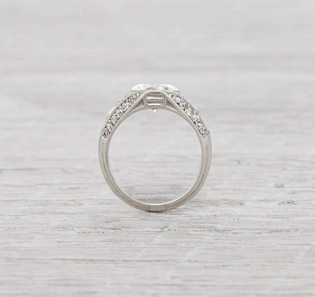 1.43 Carat Vintage Art Deco Engagement Ring - Image 4