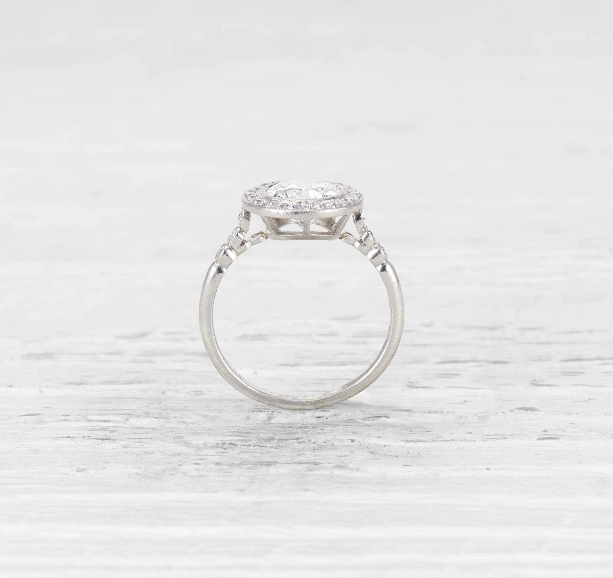 1.54 CARAT EARLY ART DECO DIAMOND ENGAGEMENT RING - Image 5