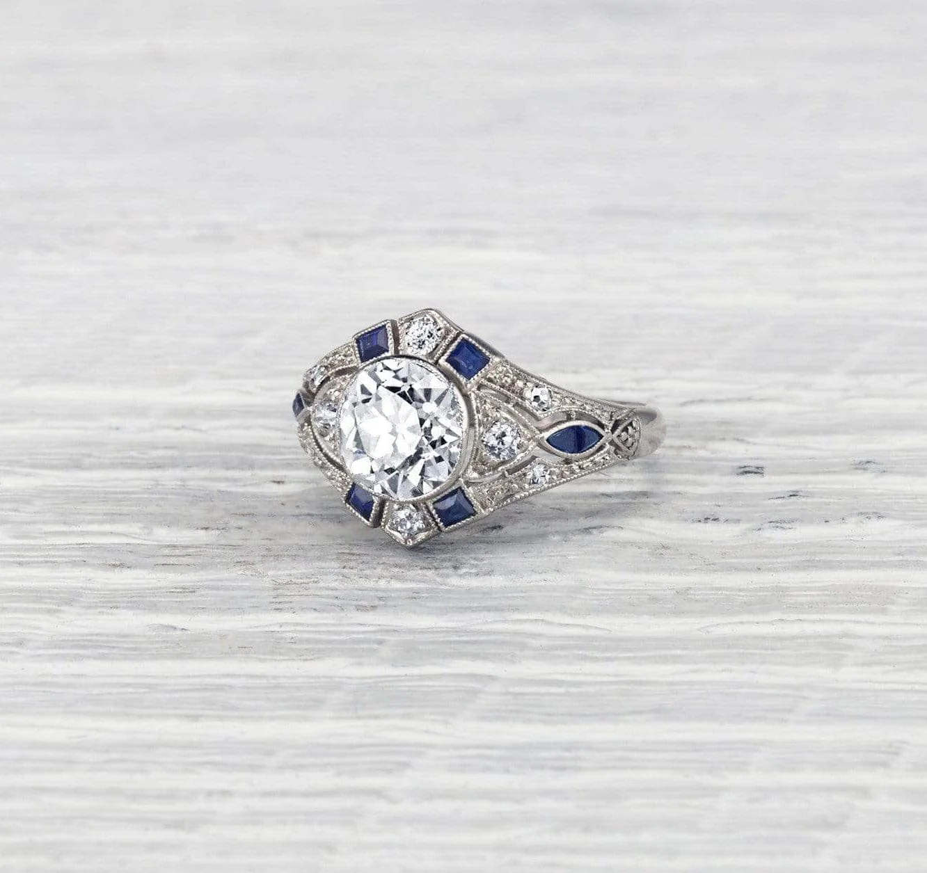 1.58 Carat Art Deco Diamond Engagement Ring