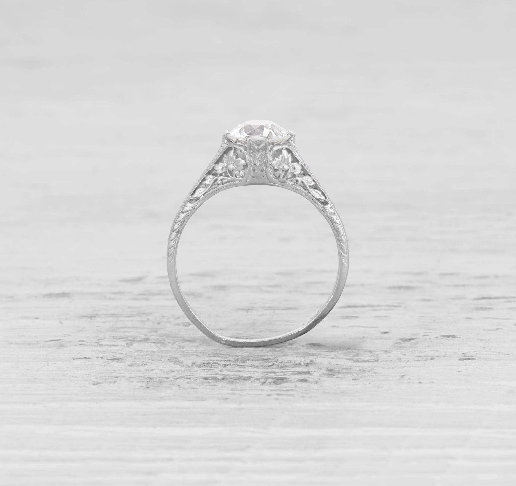 1.71 CARAT EDWARDIAN DIAMOND ENGAGEMENT RING - Image 4
