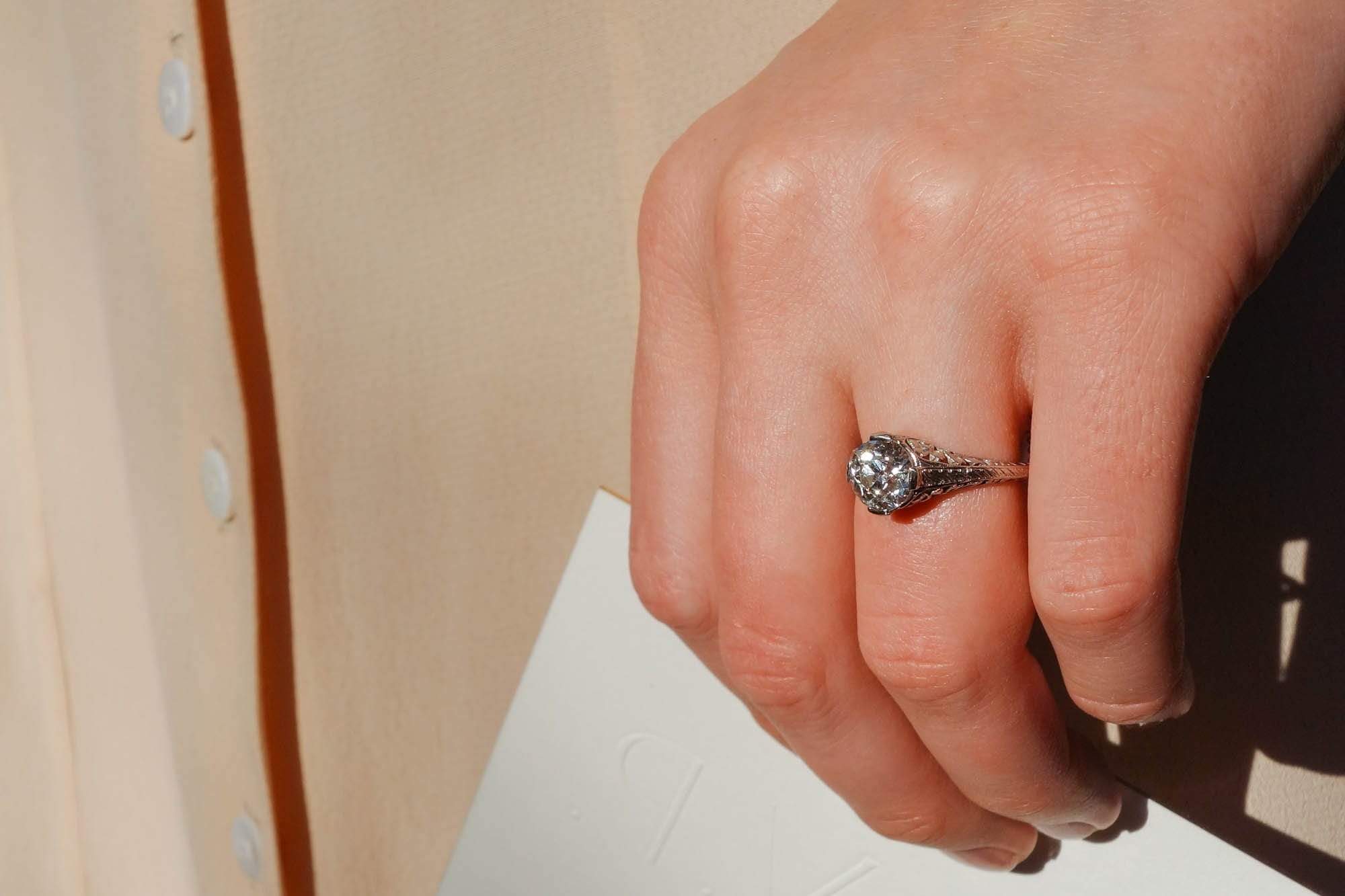 1.71 CARAT EDWARDIAN DIAMOND ENGAGEMENT RING - Image 5