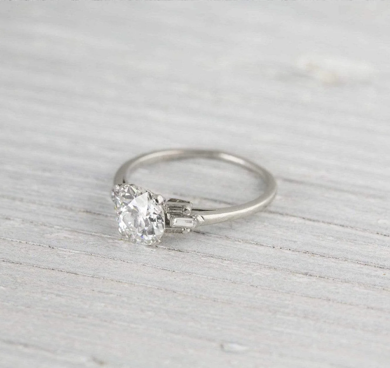 1.76 Carat Vintage Art Deco Diamond Engagement Ring