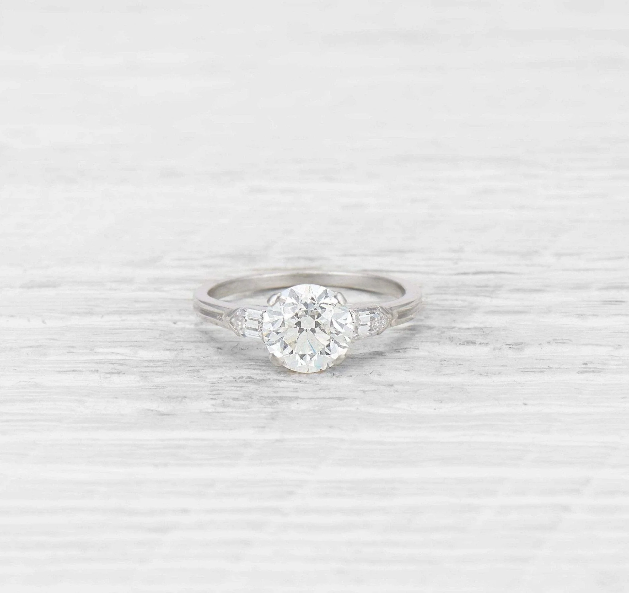1.86 Carat Art Deco Tiffany & Co Diamond Engagement Ring - Image 2