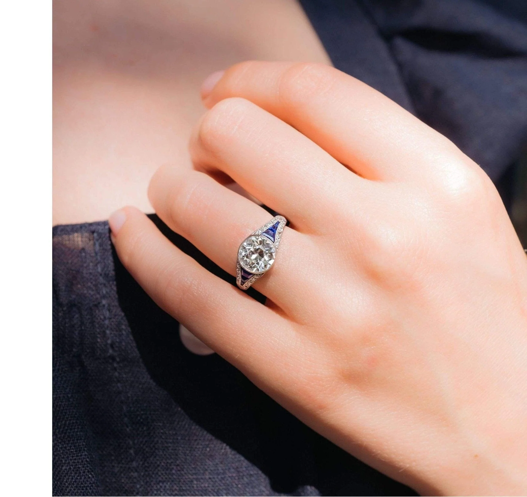 Boucheron Paris Art Deco 1.94 Carat Diamond & Sapphire Ring - Image 3