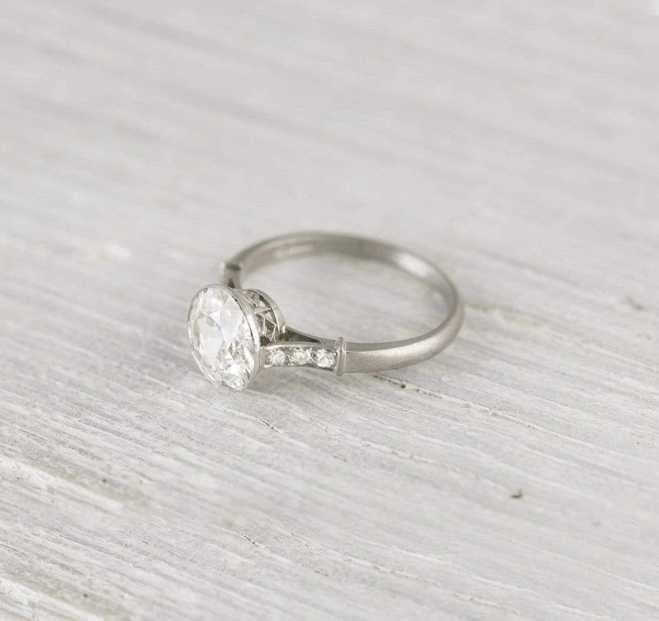 2.02 Carat Vintage Art Deco Engagement Ring