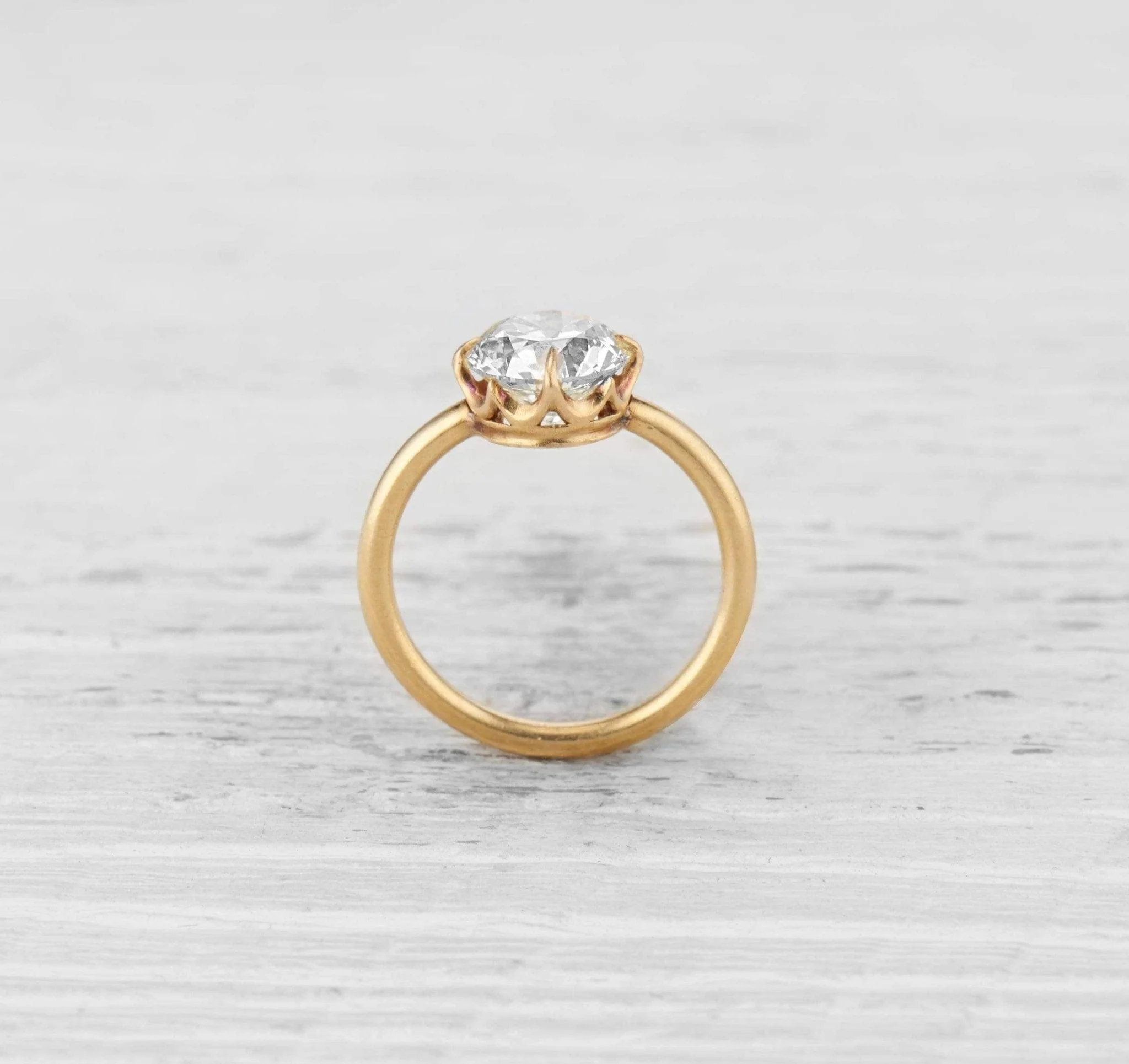 2.40 CARAT ANTIQUE DIAMOND SOLITAIRE ENGAGEMENT RING - Image 4