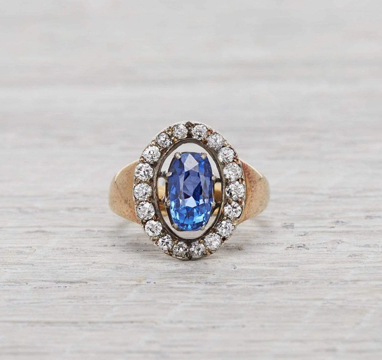 2.78 Carat Antique Victorian Sapphire & Diamond Engagement Ring - Image 2