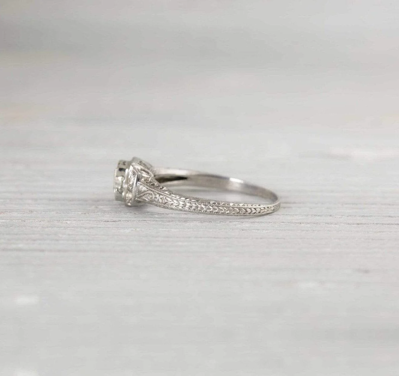 .40 Carat Art Deco Vintage Engagement Ring - Image 3