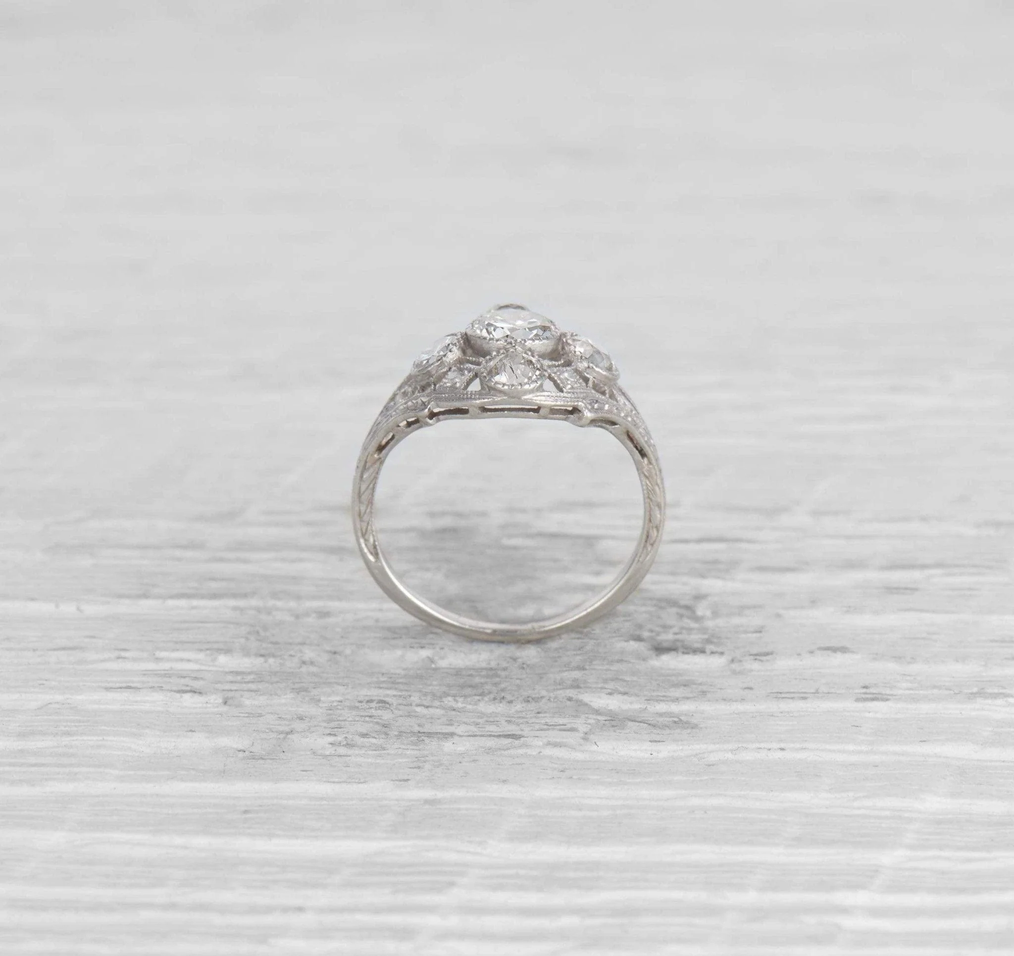 .54 CARAT ART DECO DIAMOND RING - Image 4