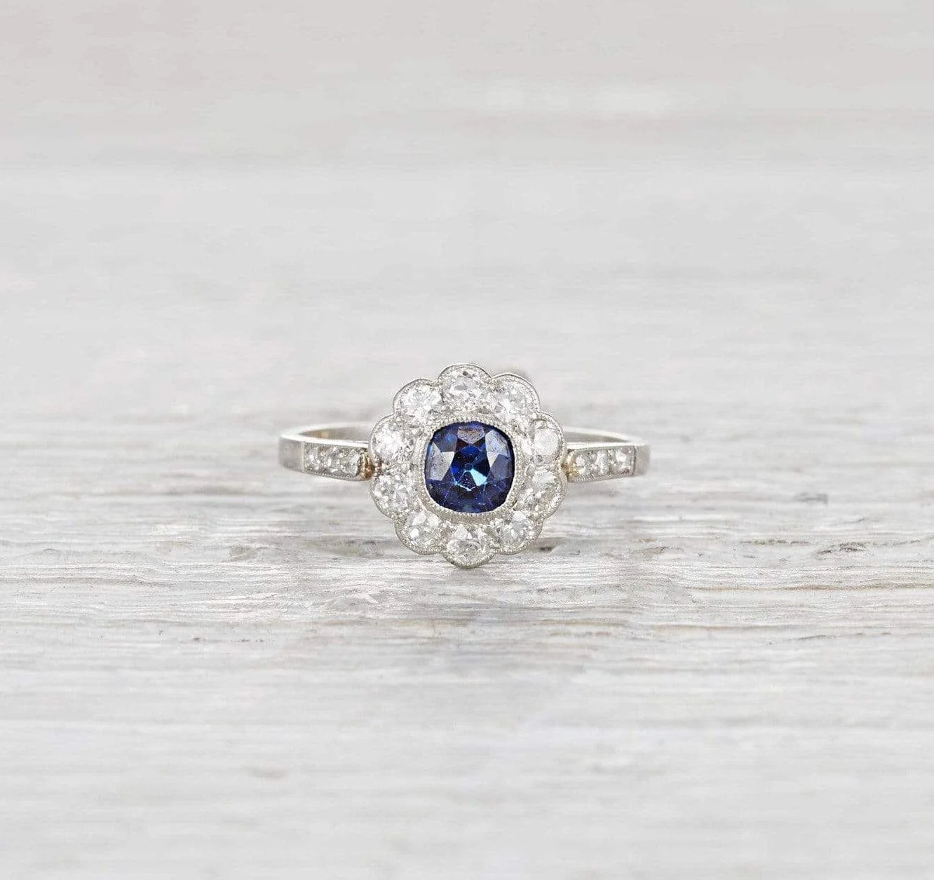 .60 Carat Edwardian Sapphire and Diamond Cluster Ring - Image 2