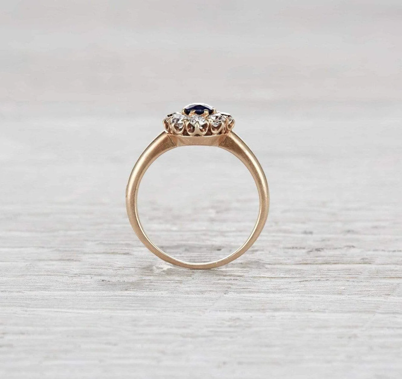 .60 Carat Victorian Sapphire Ring - Image 4