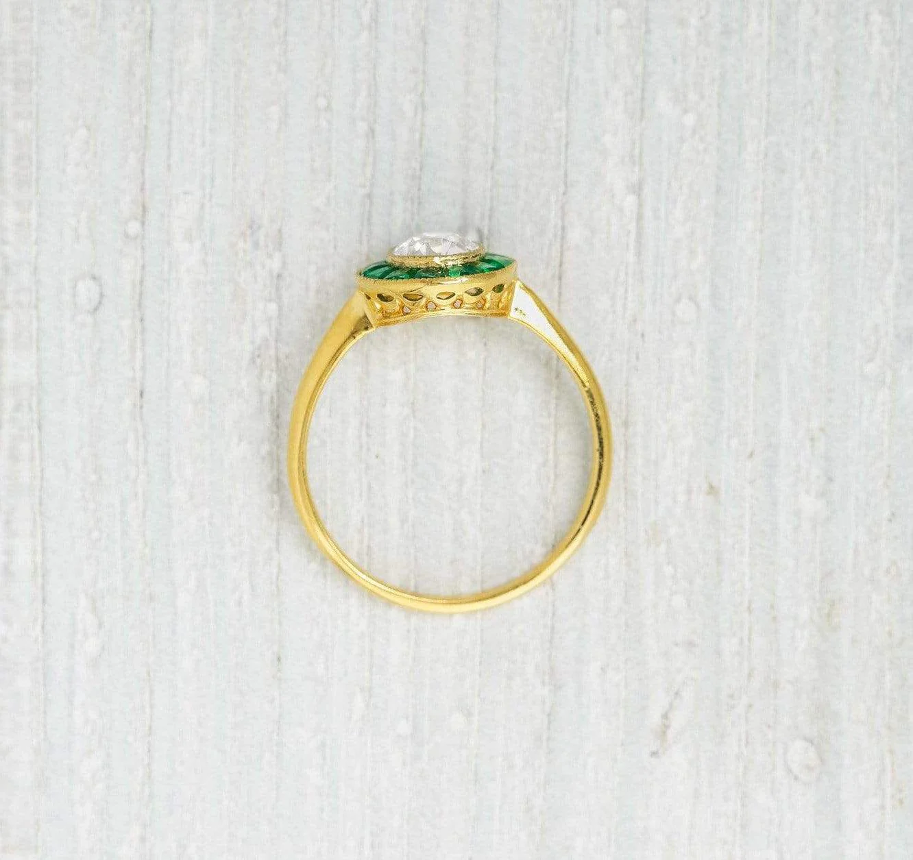 .70 Carat Vintage Diamond & Emerald Engagement Ring - Image 4