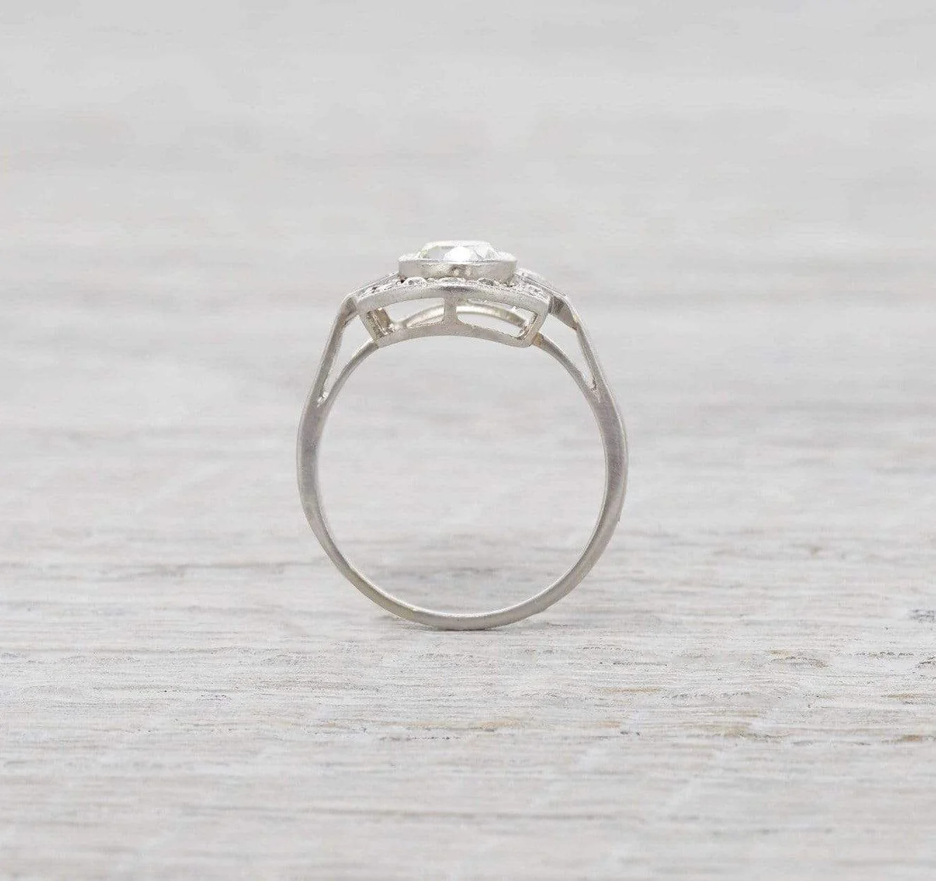 0.75 Carat Art Deco Diamond Engagement Ring - Image 4