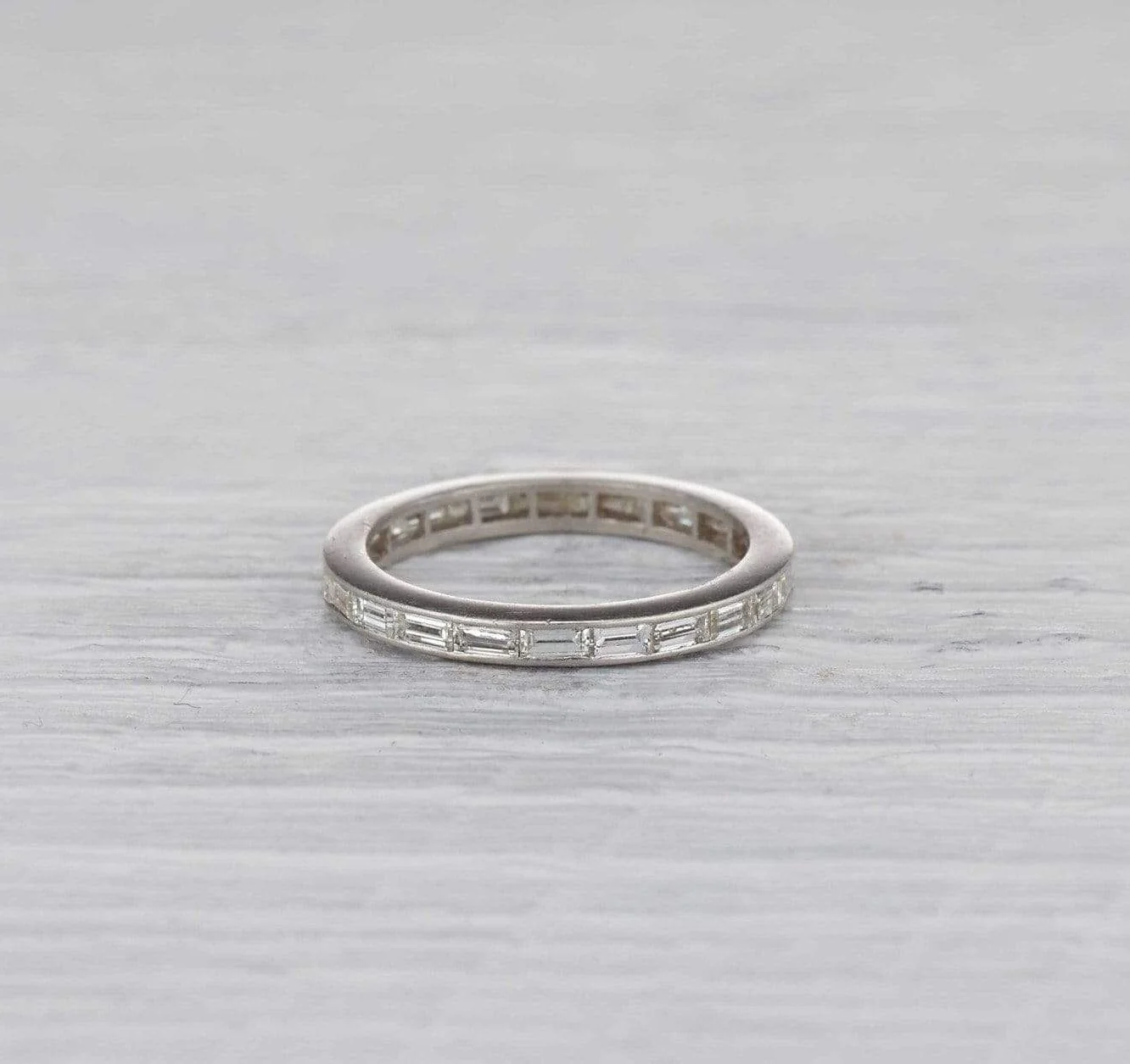 .85 Carat Art Deco Baguette Eternity Band - Image 4