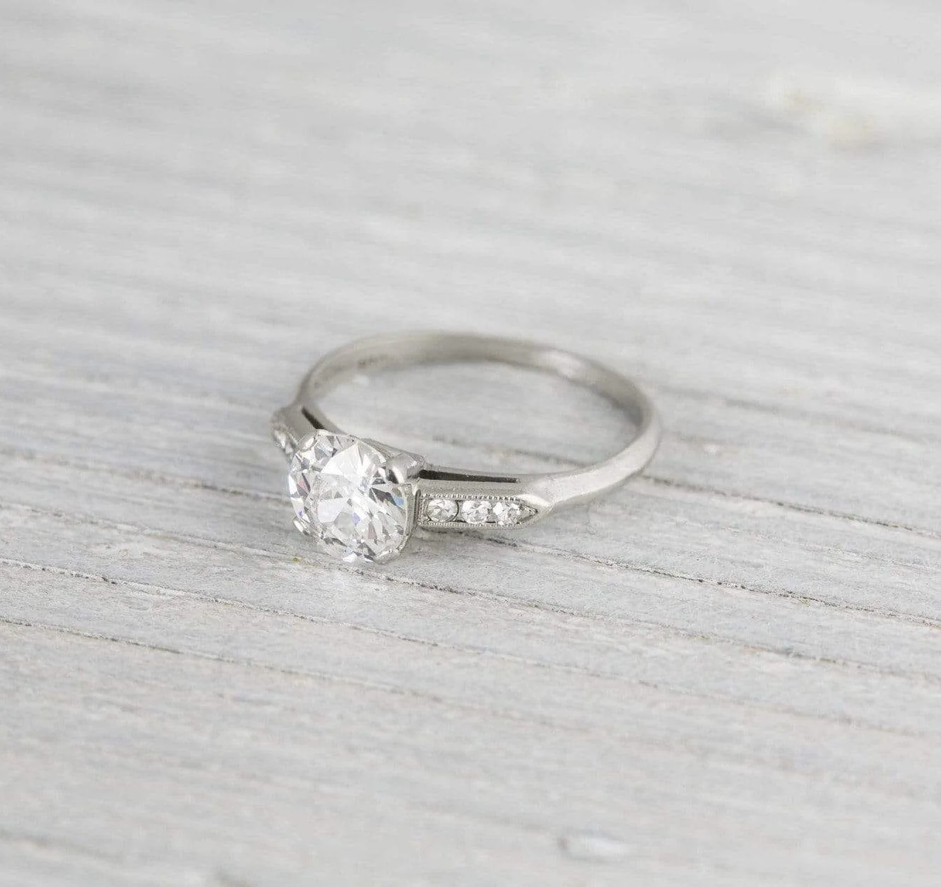 .85 Carat Vintage Art Deco Diamond Engagement Ring