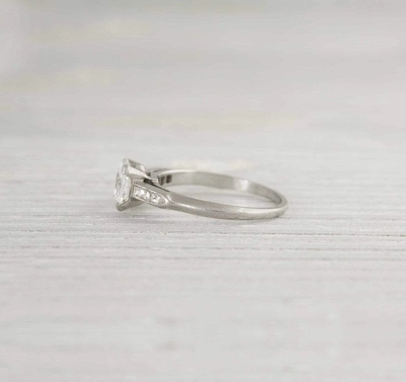 .85 Carat Vintage Art Deco Diamond Engagement Ring - Image 3