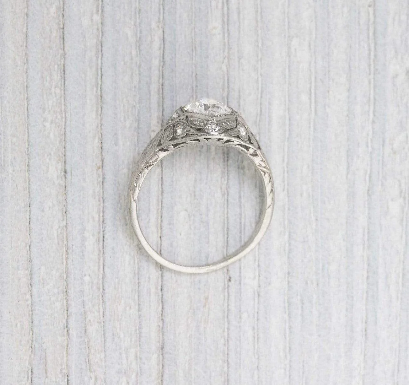 .85 Carat Vintage Diamond Engagement Ring - Image 4