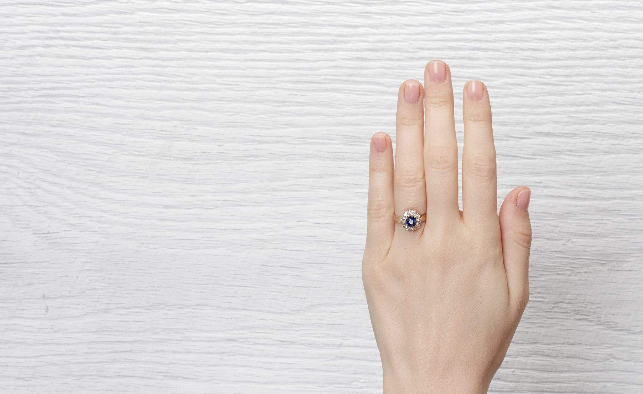 .90 Carat Victorian Sapphire Cluster Ring - Image 5