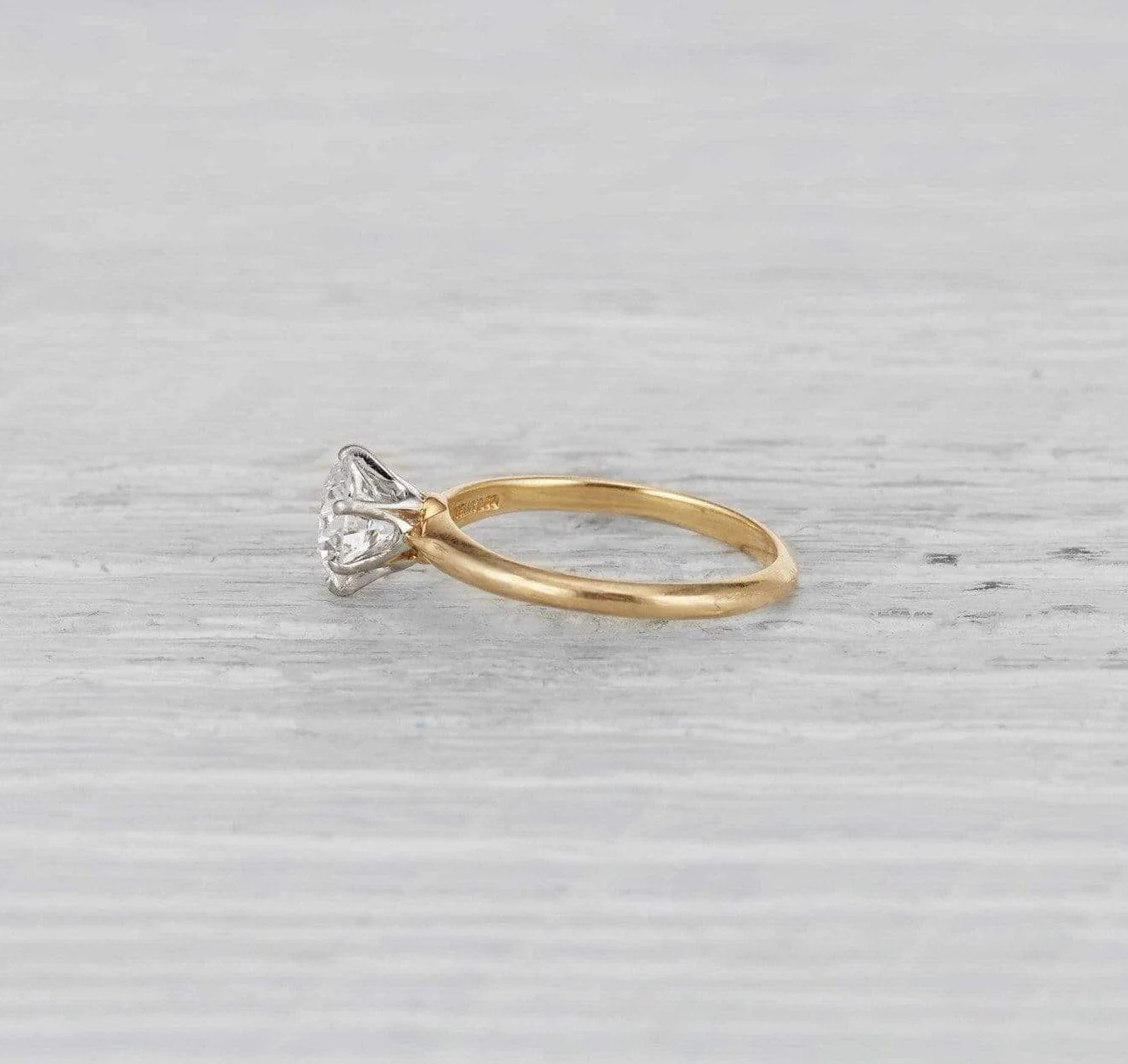.95 Carat Vintage Tiffany & Co. Engagement Ring - Image 3