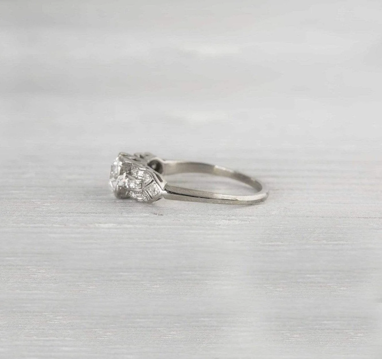 .91 Carat Vintage Art Deco Engagement Ring - Image 3