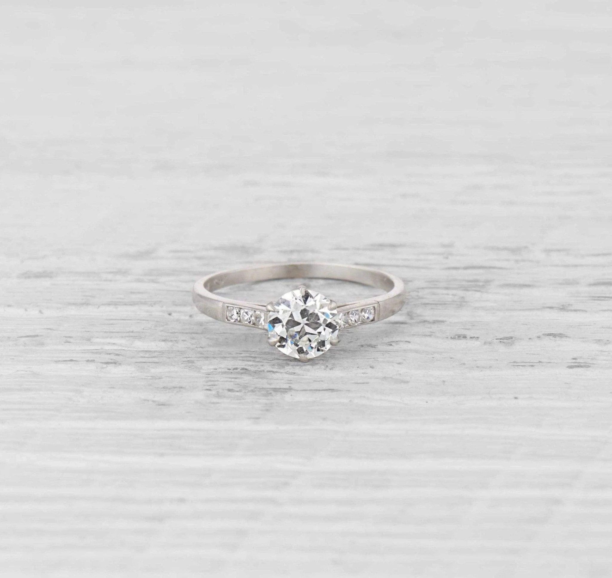 .92 Carat Art Deco Engagement Ring - Image 2