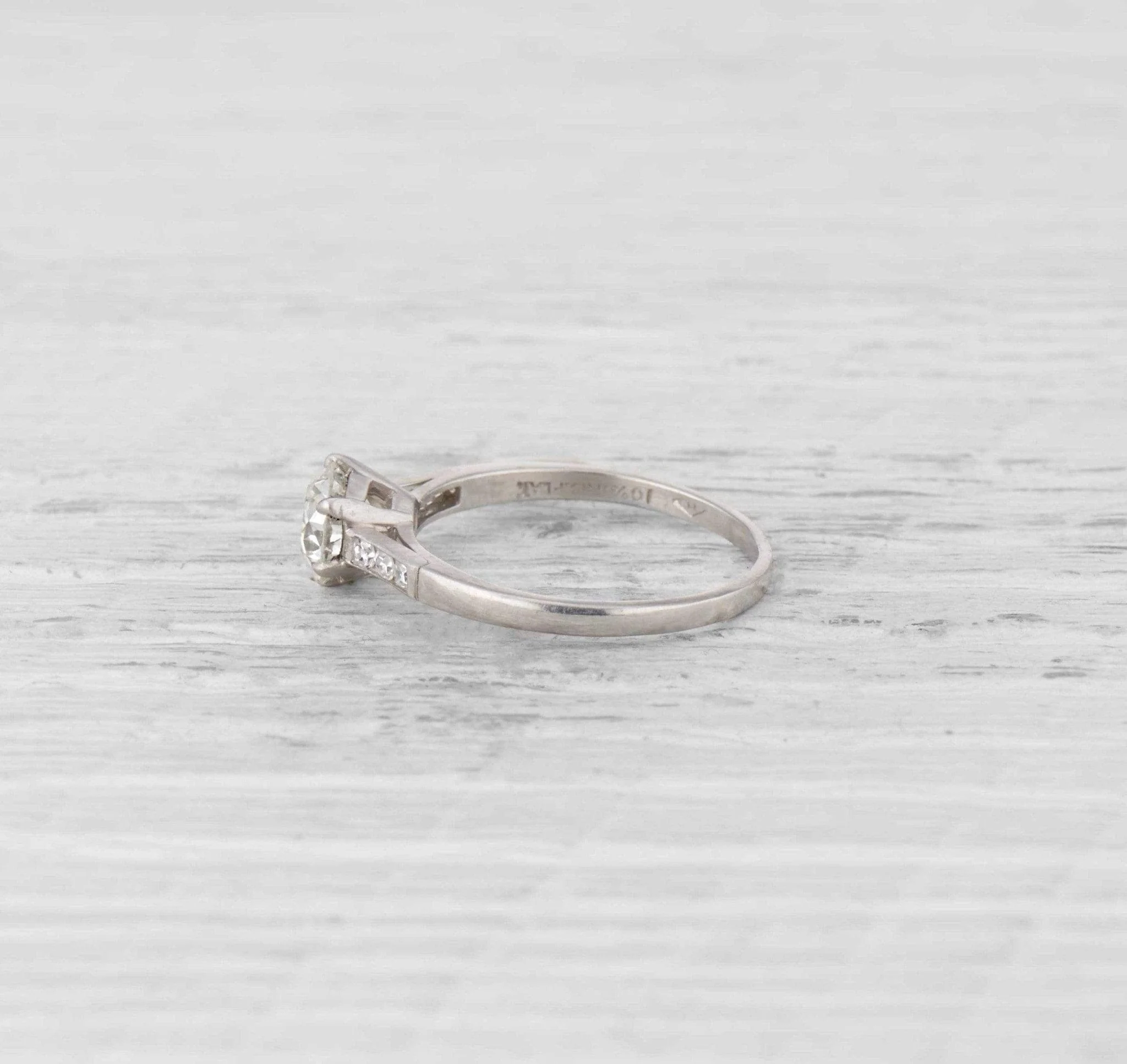 .92 Carat Art Deco Engagement Ring - Image 3