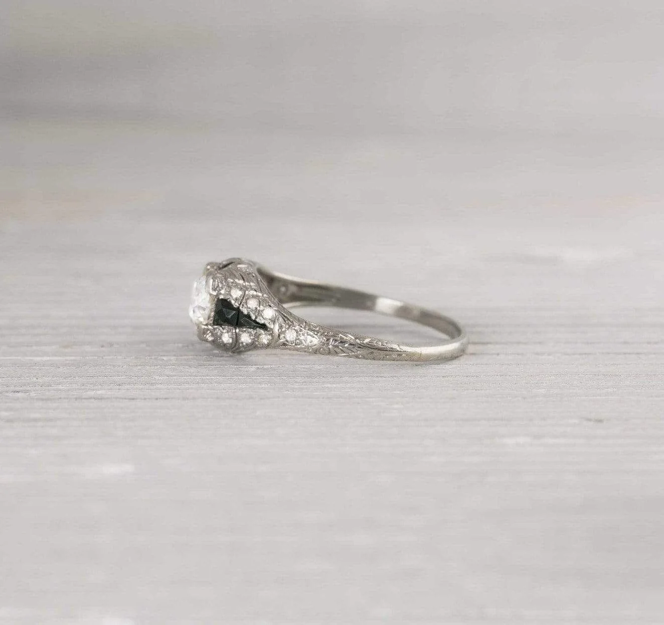 .95 Carat Vintage Diamond & Onyx Engagement Ring - Image 2