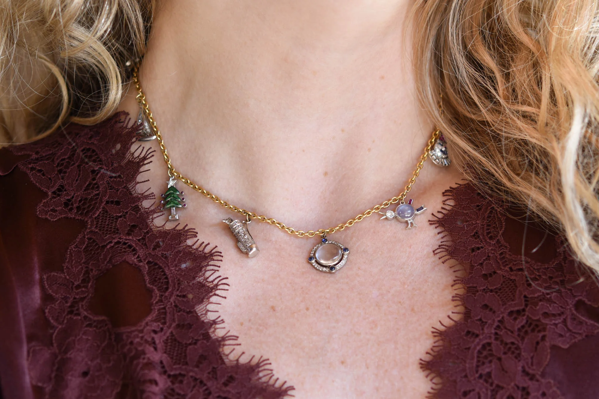 Antique Art Deco Multi-Gem Platinum and Gold Holiday Charm Necklace - Image 3
