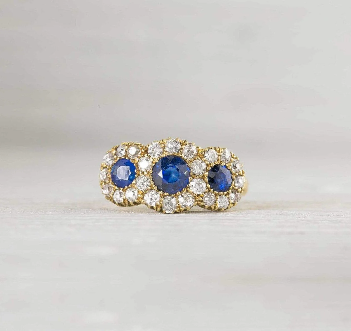 Antique Victorian Sapphire & Diamond Ring - Image 2