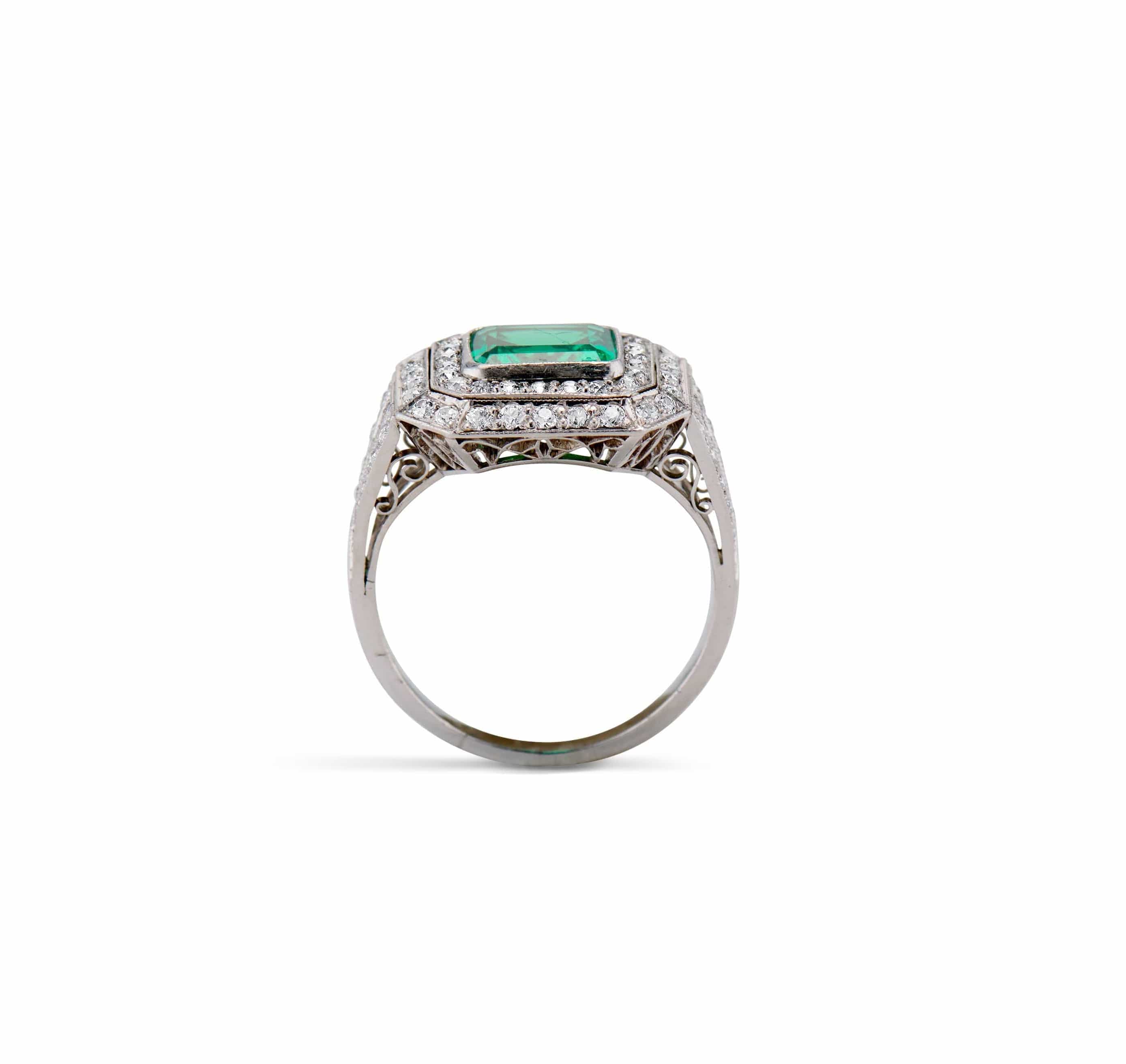 Art Deco 1.15 Carat Colombian Emerald Diamond Ring - Image 4