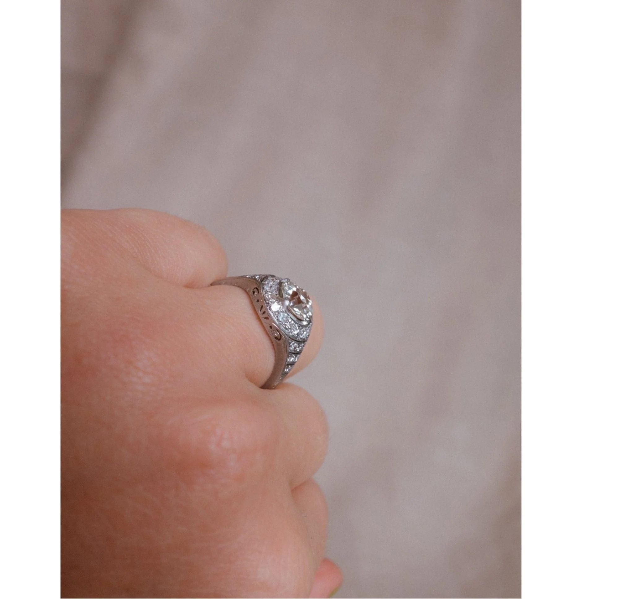 Art Deco 1.71 Carat Old European Cut Diamond Ring - Image 6
