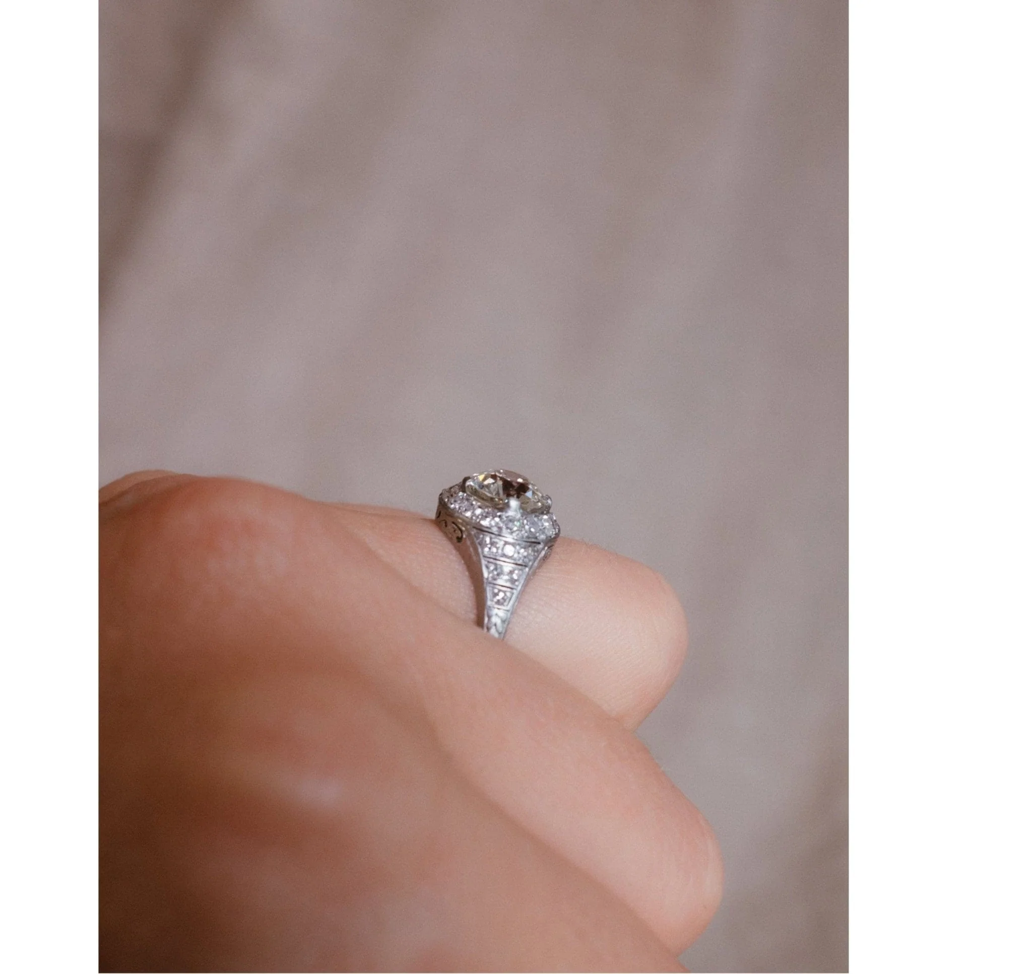 Art Deco 1.71 Carat Old European Cut Diamond Ring - Image 8