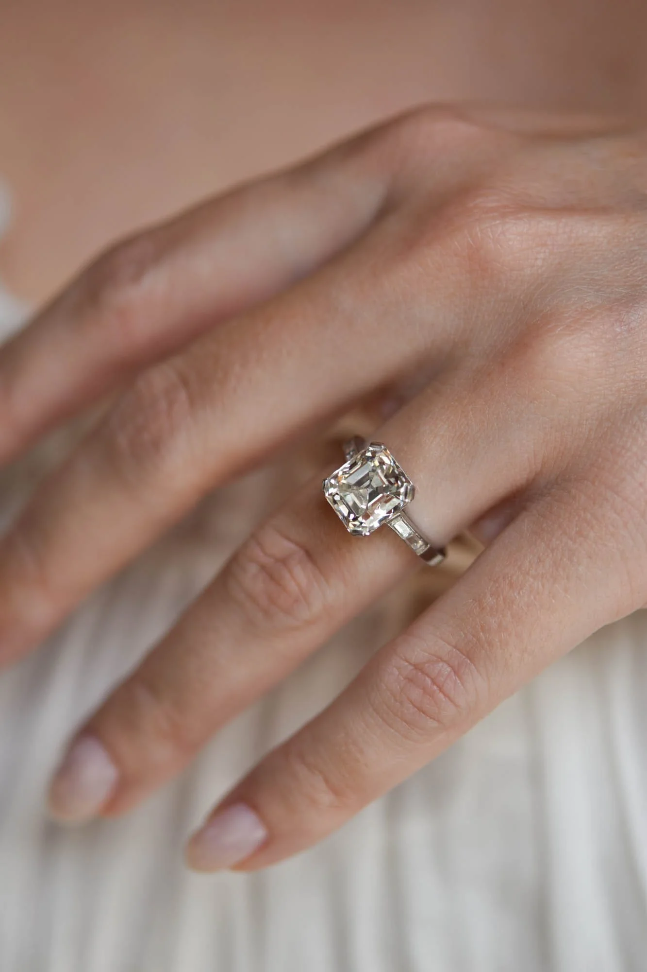 Art Deco 4.43 Carat Emerald Cut Diamond Vintage Engagement Ring - Image 3