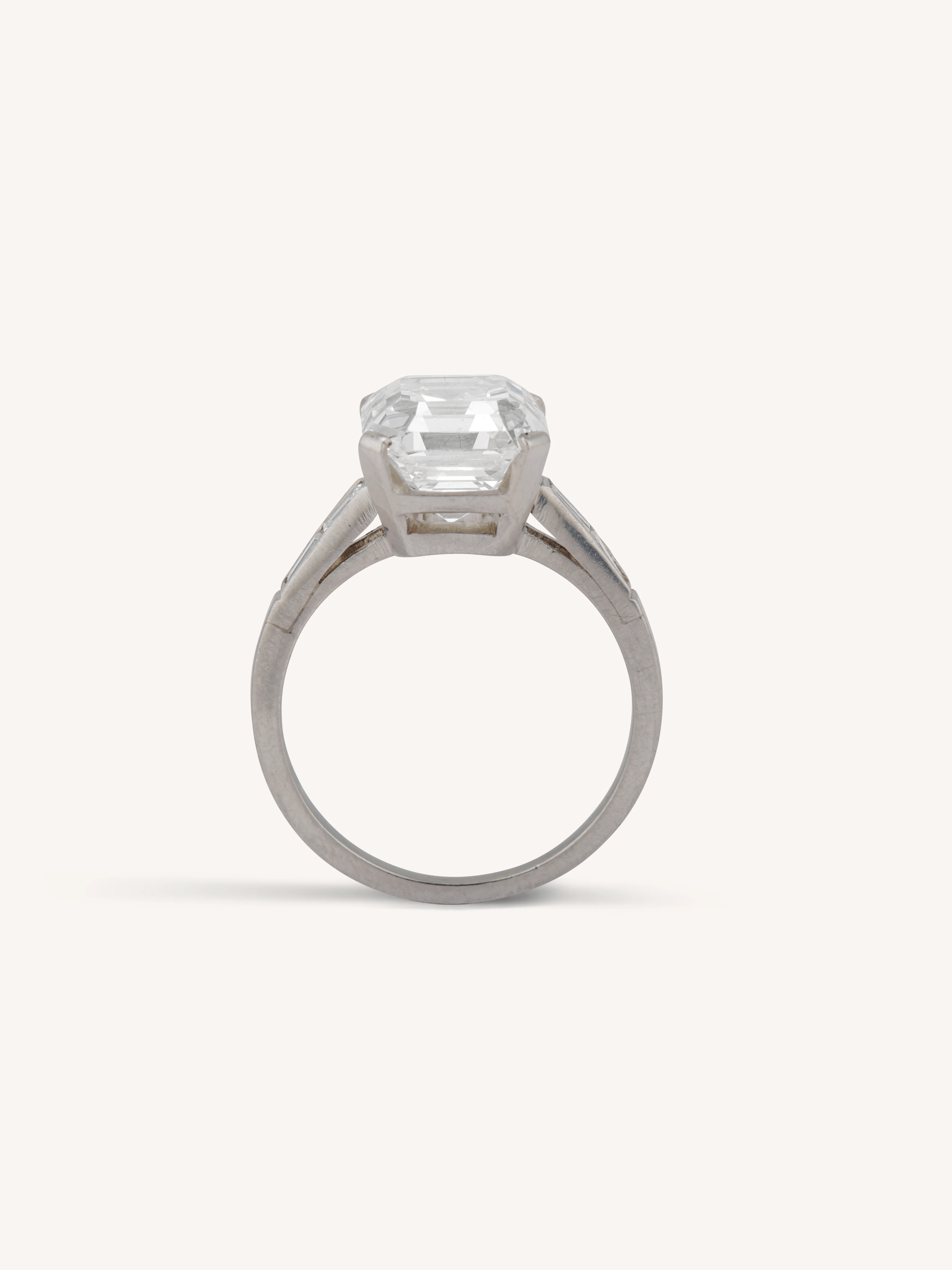 Art Deco 4.43 Carat Emerald Cut Diamond Vintage Engagement Ring - Image 5