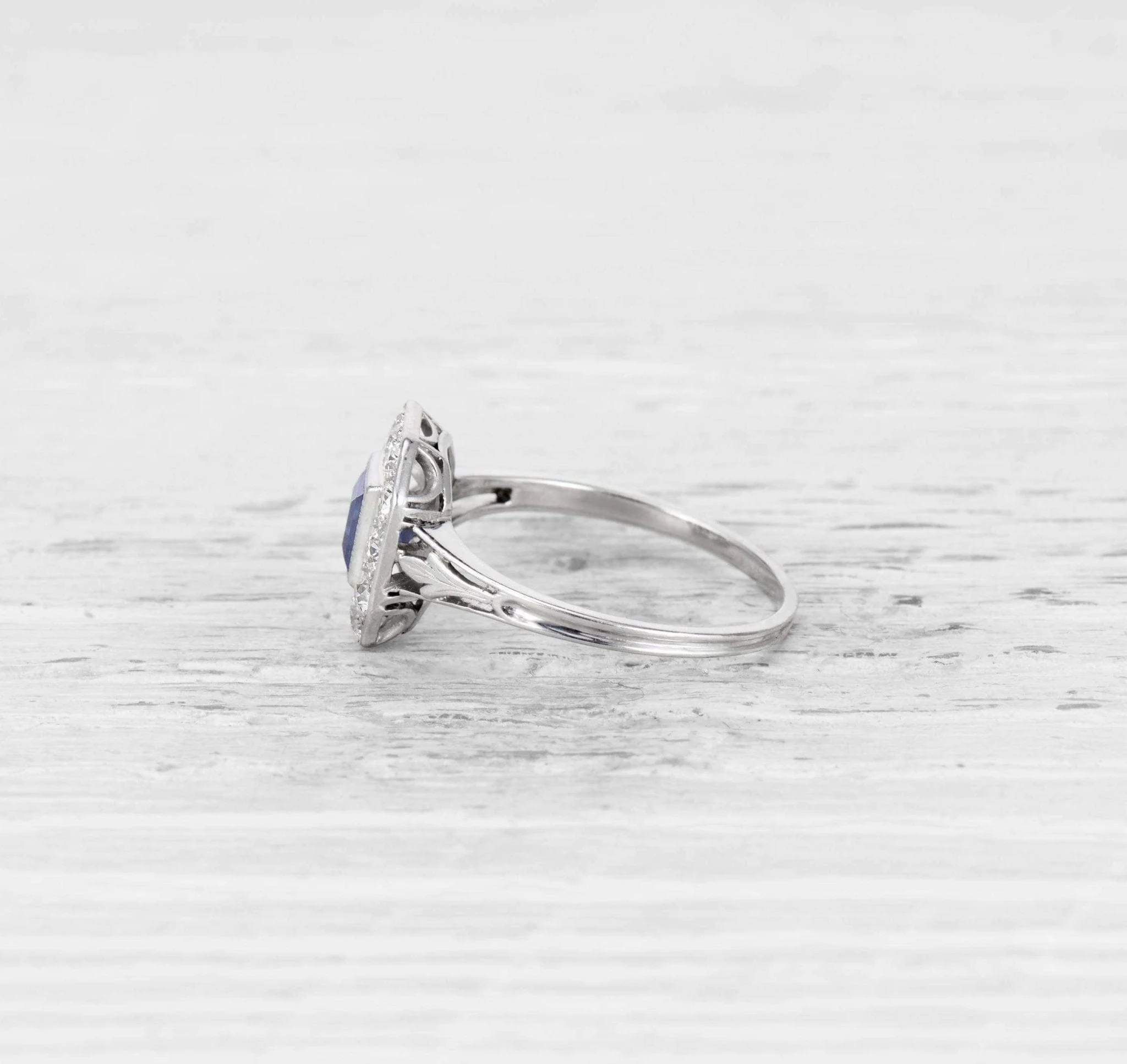 ART DECO .52 CARAT SAPPHIRE AND DIAMOND ENGAGEMENT RING - Image 3