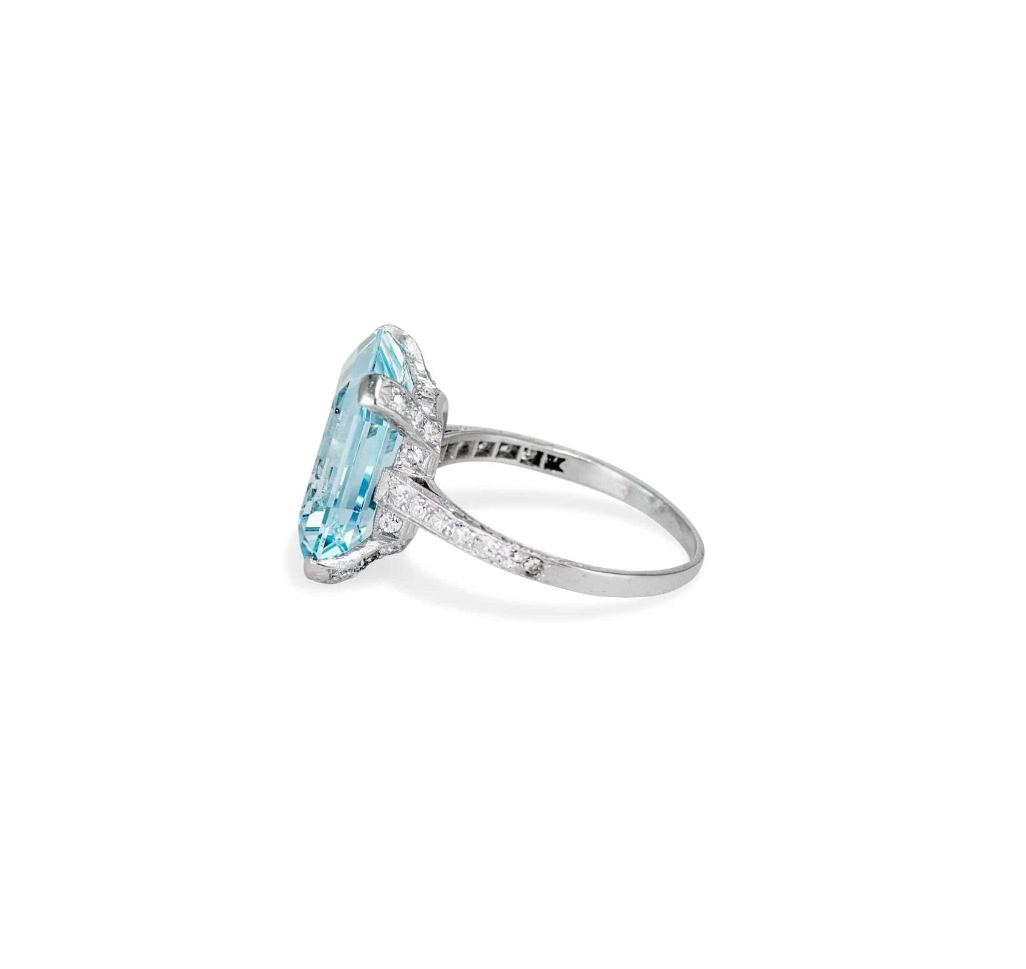Art Deco Aquamarine and Diamond Ring - Image 3
