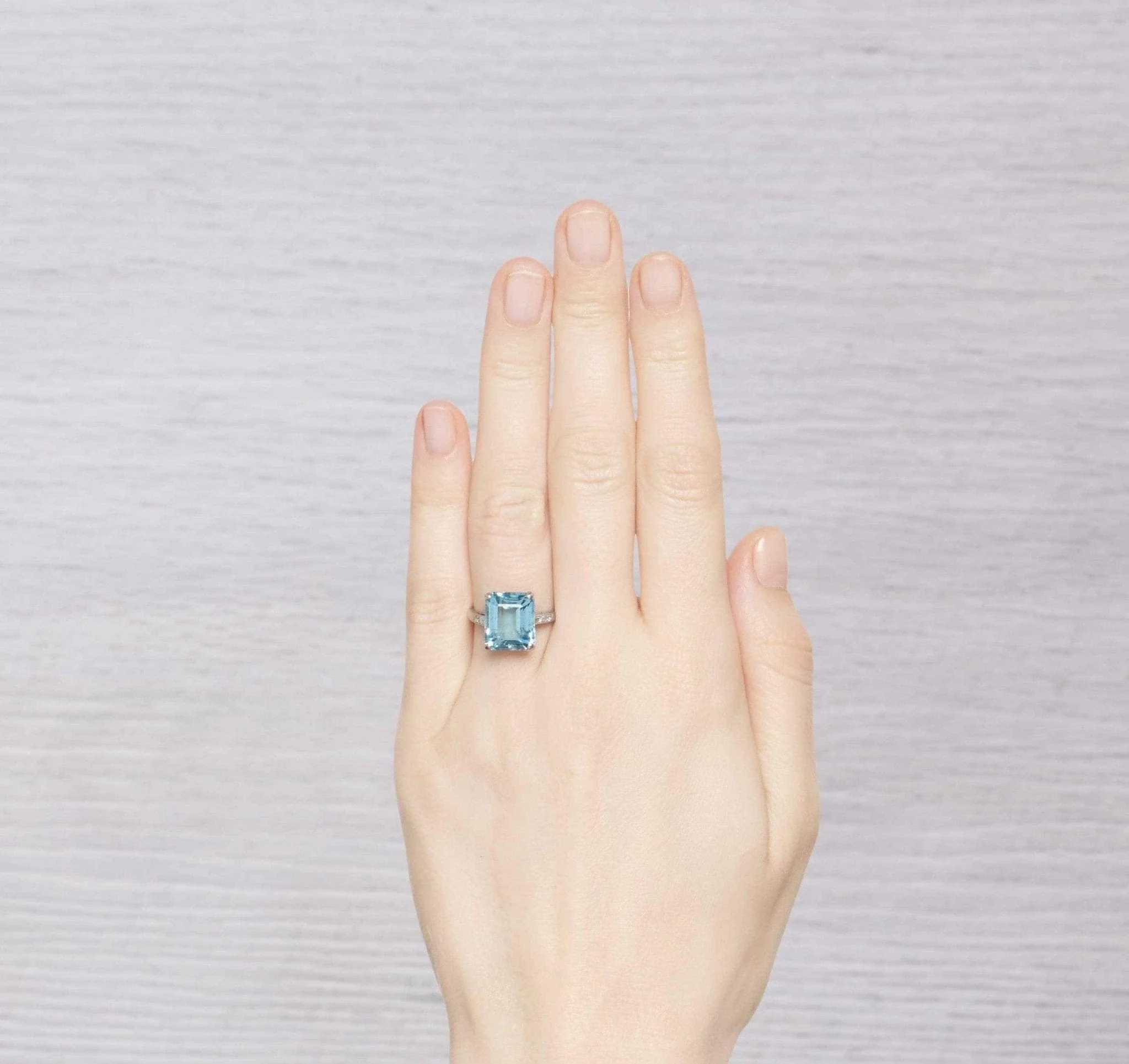 Art Deco Aquamarine and Diamond Ring - Image 5